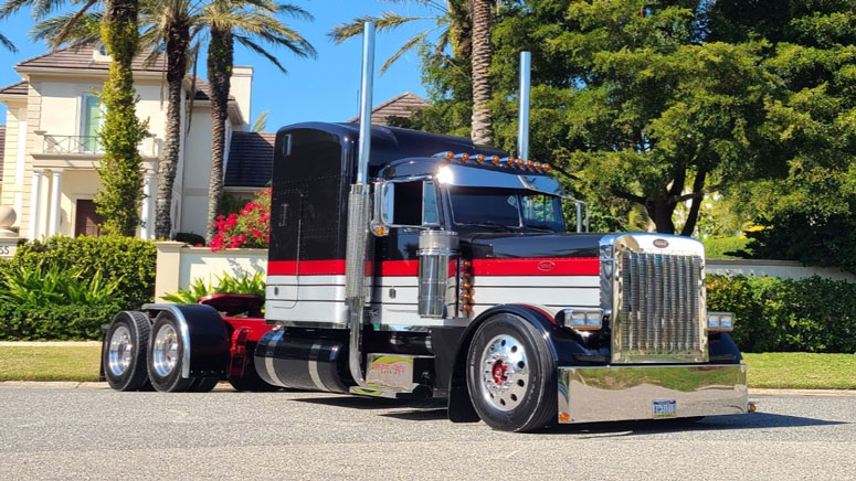 Dutch Country Transport truck